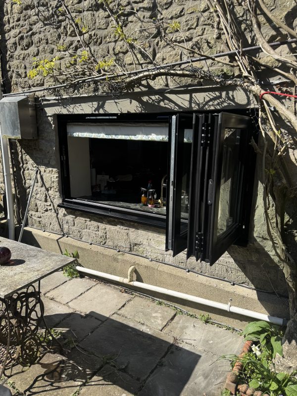 Bifold Kitchen Window Installation in Salisbury – Covering Shaftesbury, Gillingham, Blandford Forum and Surrounding Areas