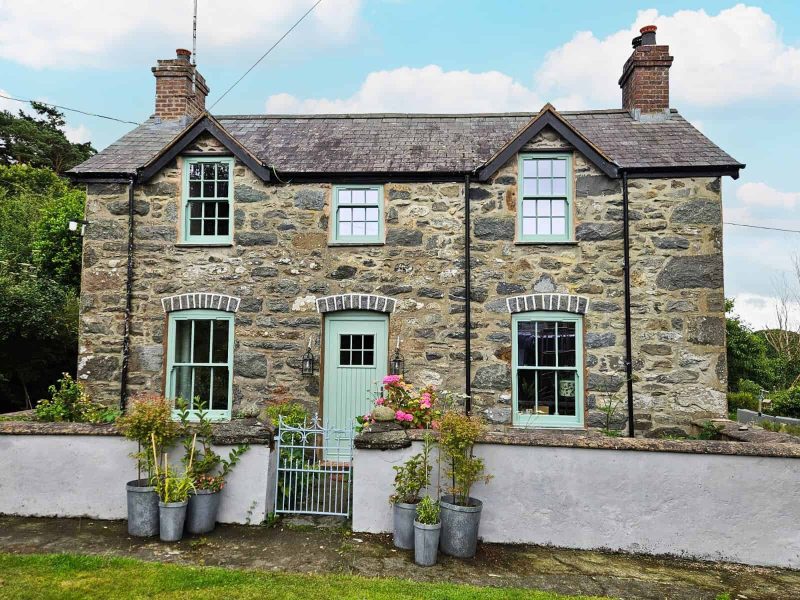Why You Should Replace Your Windows in Dorset Before Winter
